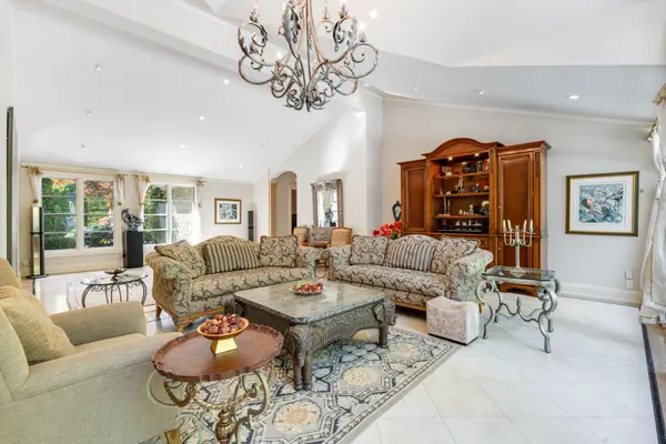 338/340 Riverview DR, Toronto C12, ON M4N 3E1