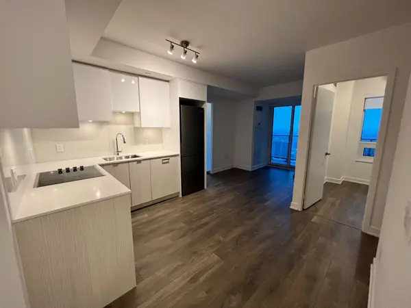 195 Redpath AVE #3512, Toronto C10, ON M4P 0E4