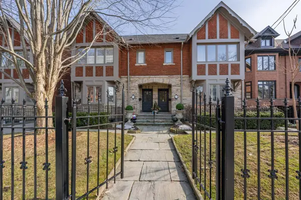 11A Clarendon AVE #2, Toronto C02, ON M4V 1H8