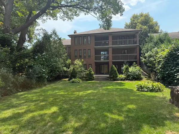 450 O'Connor DR, Toronto E03, ON M4J 2W6