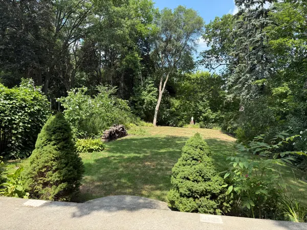 450 O'Connor DR, Toronto E03, ON M4J 2W6