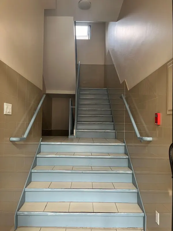 3 Linnsmore CRES #201, Toronto E03, ON M4J 4K7