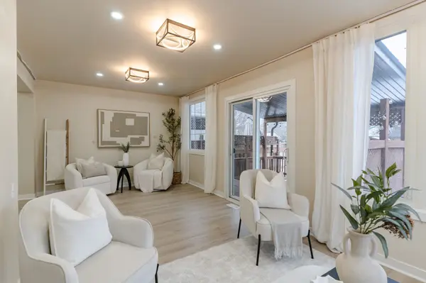 752 Douglas ST, Oshawa, ON L1H 5C7