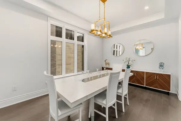 23 Watershed Gate, East Gwillimbury, ON L9N 0Y6