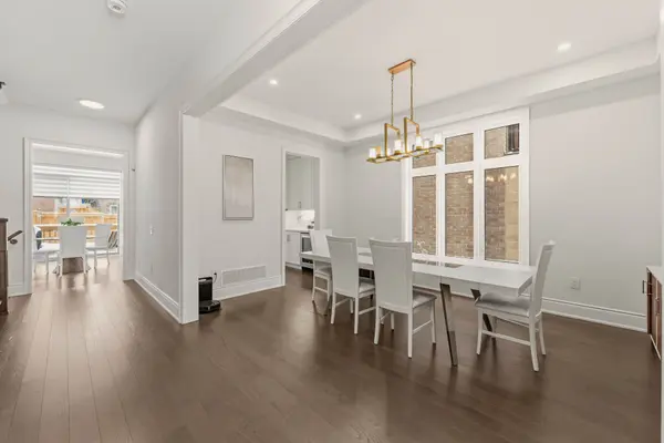 23 Watershed Gate, East Gwillimbury, ON L9N 0Y6