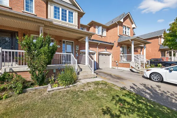 70 Burgess CRES, Newmarket, ON L3X 2T7