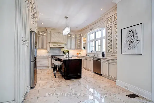 80 LADY JESSICA DR, Vaughan, ON L6A 4T9