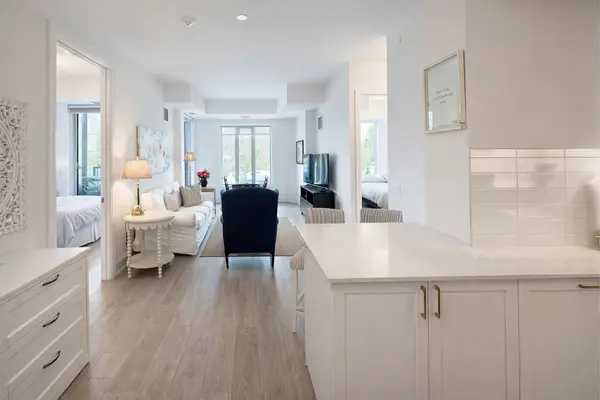 1 Hume ST #213, Collingwood, ON L9Y 0X3