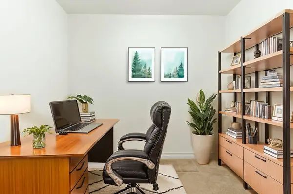 6 Toronto ST #1005, Barrie, ON L4N 9R2