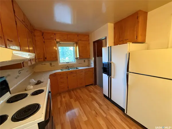 211 Little Flower AVENUE, Rosetown, SK S0L 2V0