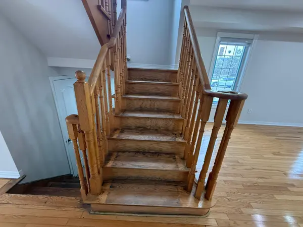 55 PEACHLEAF CRES, Brampton, ON L7A 2B4