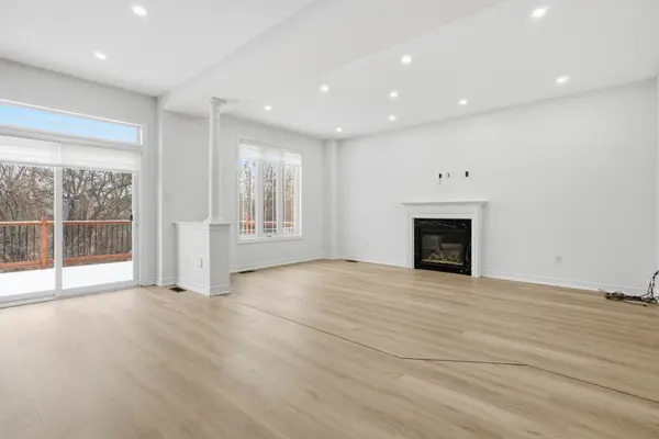 71 Skyvalley DR, Brampton, ON L6P 3B7