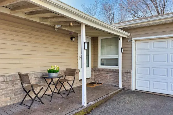 584 Elliott CRES, Milton, ON L9T 3G4