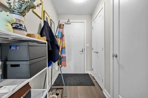 530 De Mazenod AVE #201, Glebe - Ottawa East And Area, ON K1S 5W8