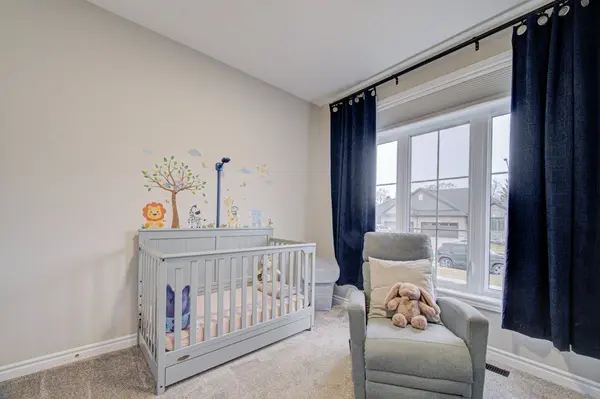 15 Matheson CRES, East Zorra-tavistock, ON N0J 1M0