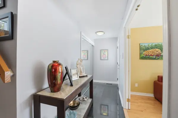 113 Benlea DR, Tanglewood - Grenfell Glen - Pineglen, ON K2G 3V3