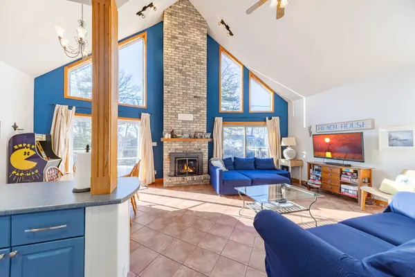 28 Elmwood AVE, Lambton Shores, ON N0M 1T0