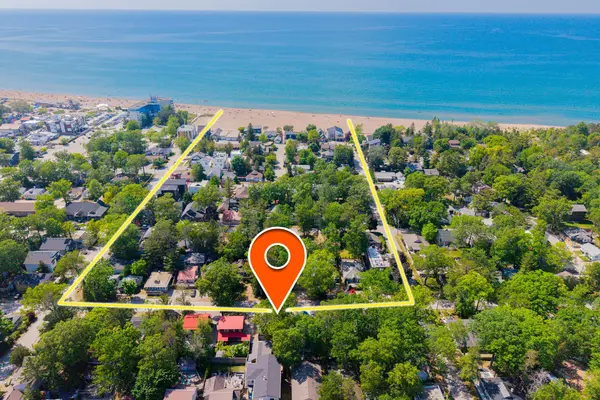 28 Elmwood AVE, Lambton Shores, ON N0M 1T0