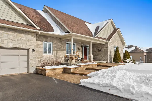 5579 Lombardy DR, Greely - Metcalfe - Osgoode - Vernon And Area, ON K0A 2W0