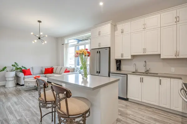 85 Morrell ST #101B, Brantford, ON N3T 4J6