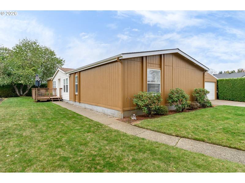 1401 W ELLENDALE AVE #51, Dallas, OR 97338