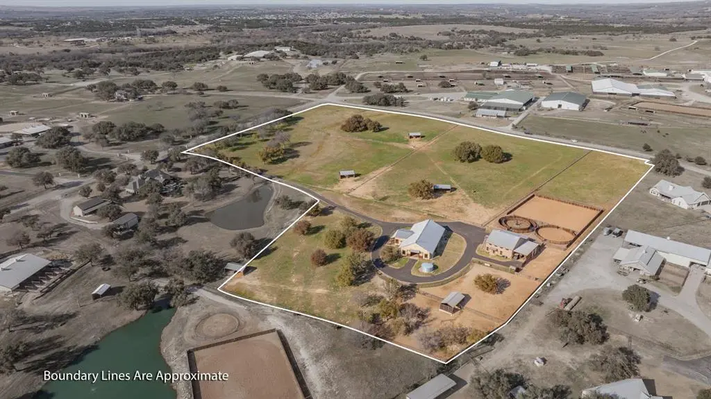 221 Silver Spur, Weatherford, TX 76087