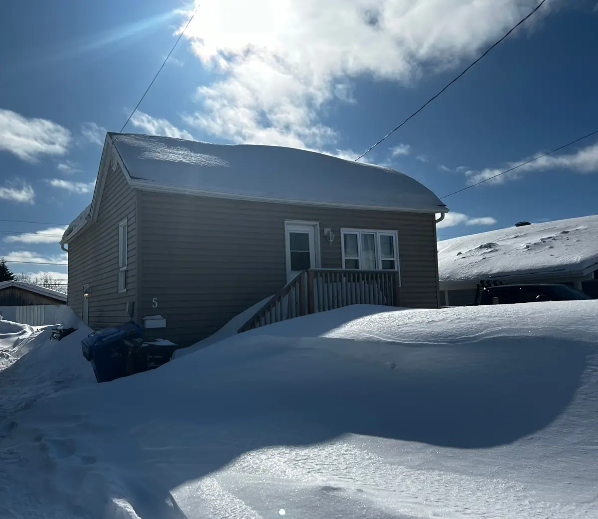 5 Algonquin ST, Kapuskasing, ON P5N 2S4