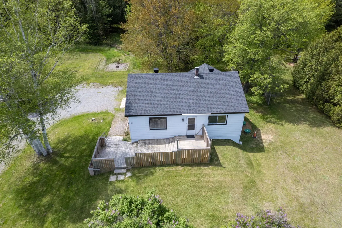 311 CHEMAUSHGON RD, Bancroft, ON K0L 1C0