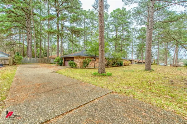 1404 N Acres Circle, Springhill, LA 71075
