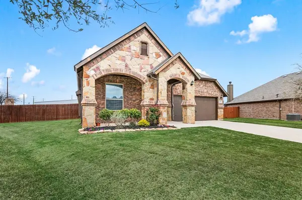 244 Ovaletta Drive, Justin, TX 76247