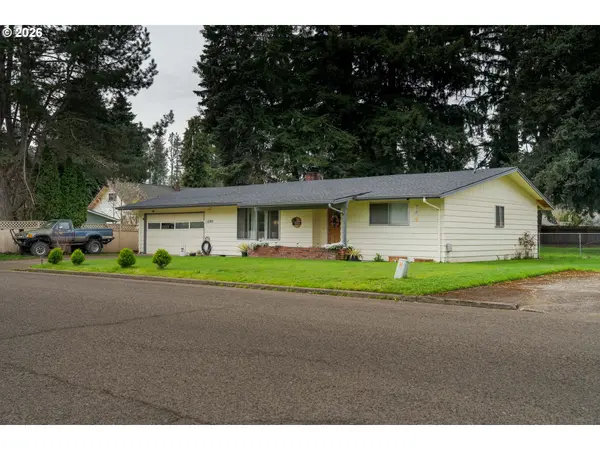 1095 N MANZANITA ST, Canby, OR 97013