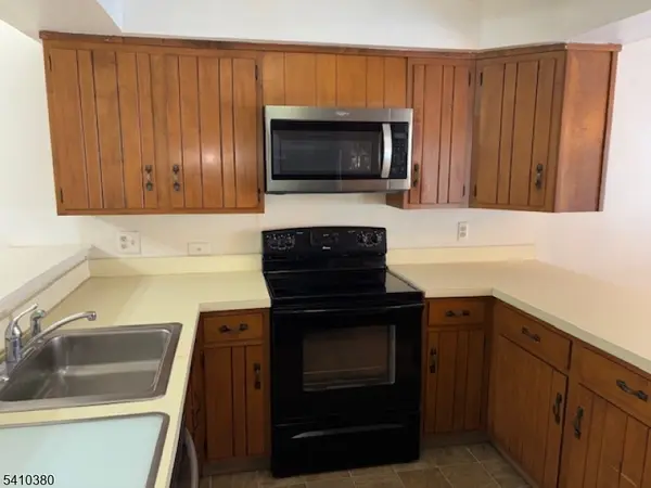 109 Goldfinch Dr, Allamuchy Twp., NJ 07840