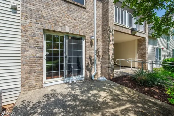 4 Parkside Ct, Wayne Twp., NJ 07470