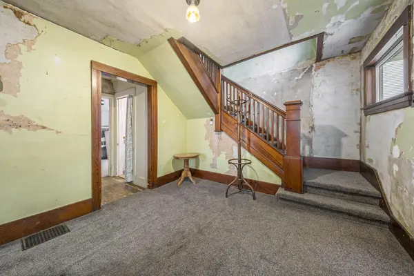 128 1st ST, Milan, MI 48160