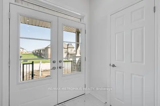 58 Belmont DR, Clarington, ON L1B 0W8