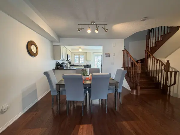 71 Maidstone WAY, Whitby, ON L1R 0L8