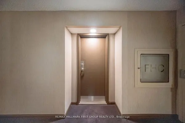 8351 McLaughlin RD S #218, Brampton, ON L6Y 4H8