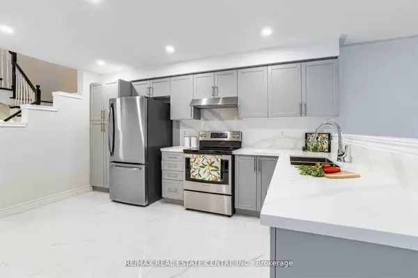 57 Woodhaven DR, Brampton, ON L7A 1Y8