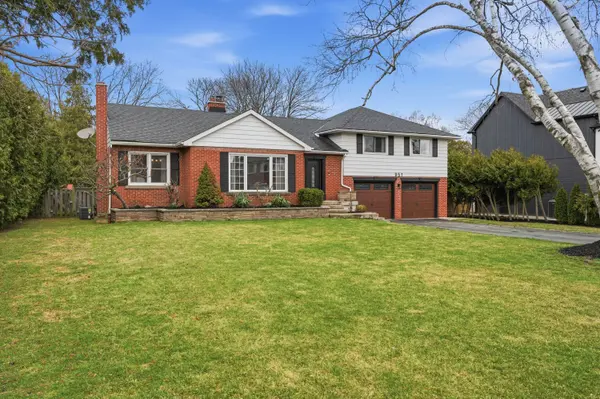 951 Gorton AVE, Burlington, ON L7T 1S6