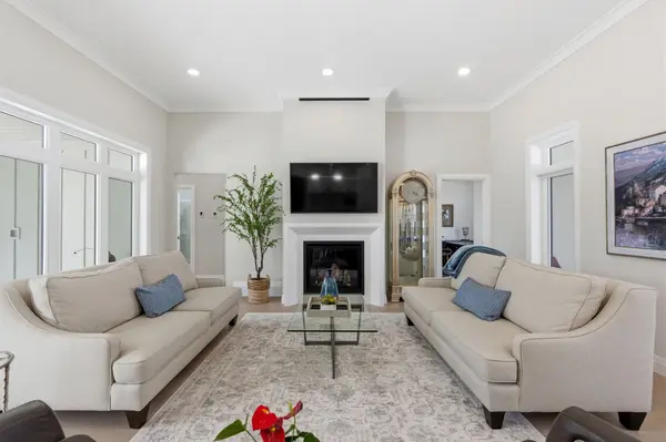 18 Fawn Creek LN, Bluewater, ON N0M 1G0