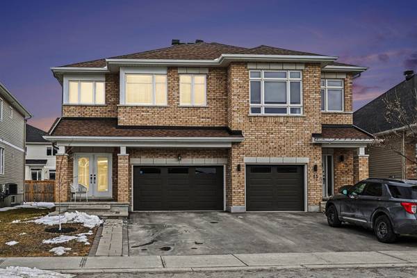 11 Borland DR, Carleton Place, ON K7C 0K7