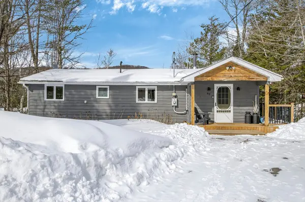 62 Bentley PL, Faraday, ON K0L 1C0