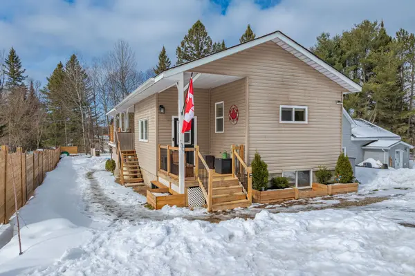 30 Empire ST, Kearney, ON P0A 1M0