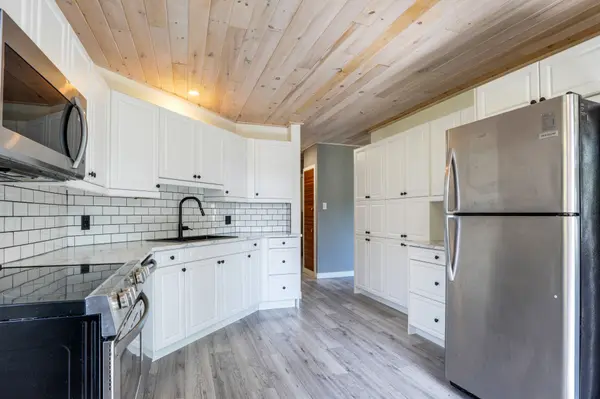 311 CHEMAUSHGON RD, Bancroft, ON K0L 1C0