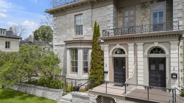 3 Emily ST, Kingston, ON K7L 2W2