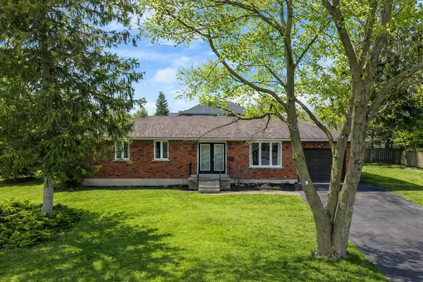 31 Cobourg ST, West Perth, ON N0K 1N0