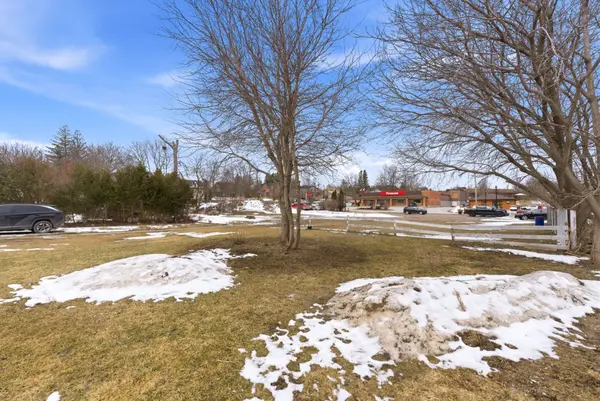 3-5 Centre ST, Cavan Monaghan, ON L0A 1G0