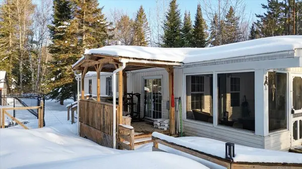 19 High Bush RD, Hastings Highlands, ON K0L 2K0