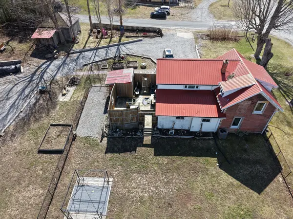 2 Milne ST, Norfolk, ON N0E 1X0