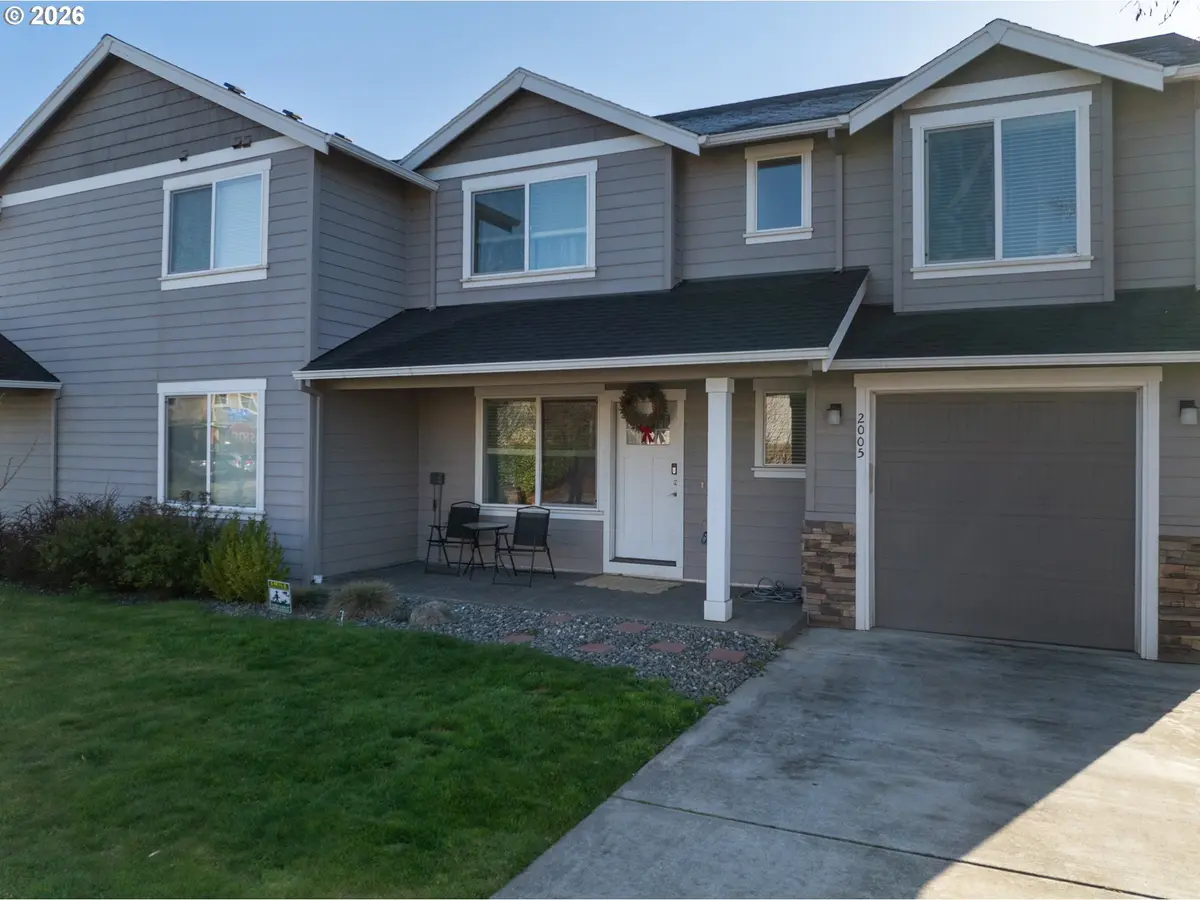 517 CAMEO DR, Hood River, OR 97031